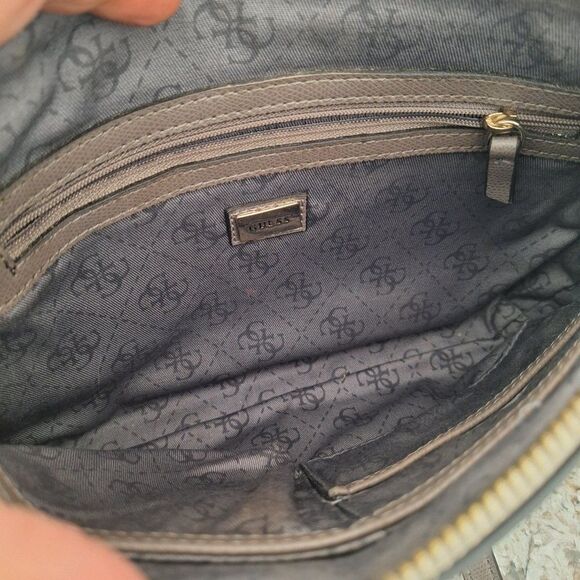 GUESS WOMENS PURSE - Picture 6 of 10